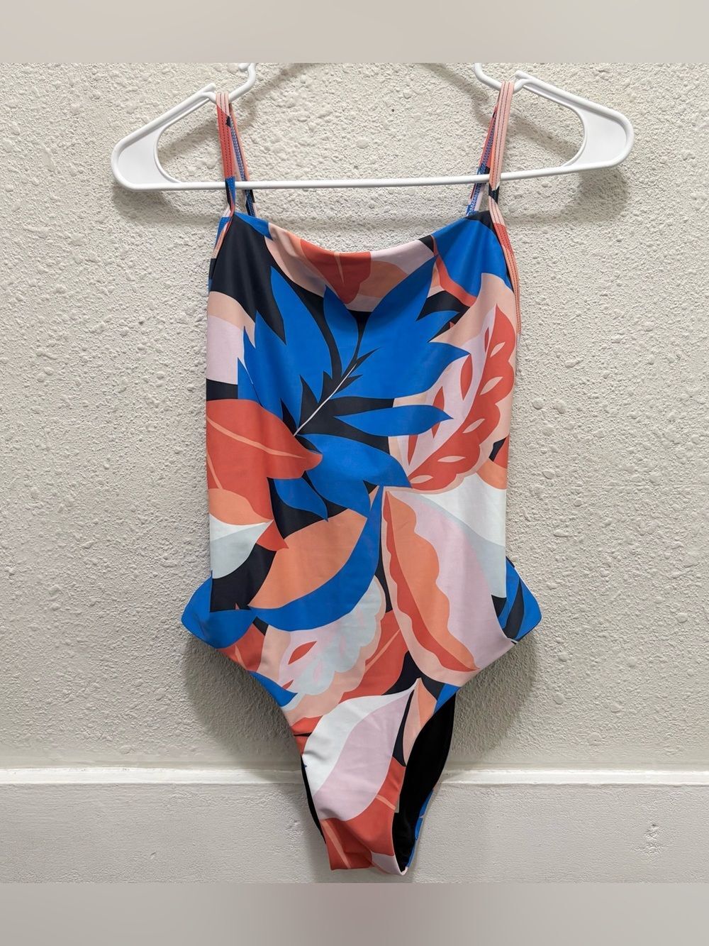 MINKPINK Lukas One Piece in Tropical NWT Small